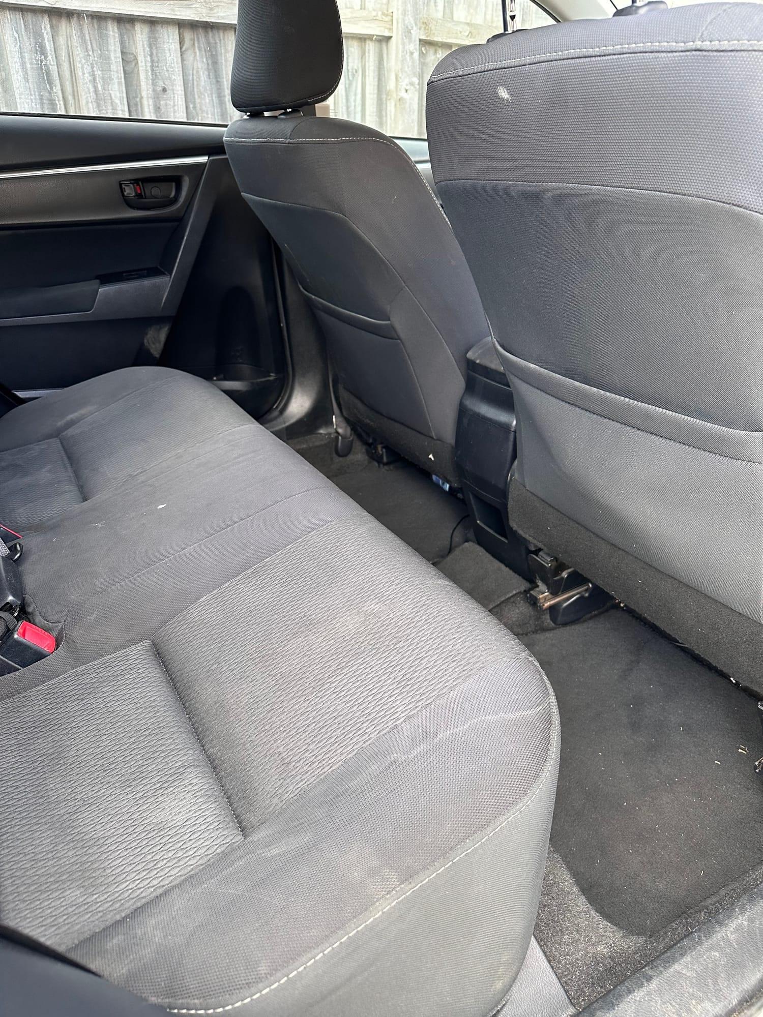 Toyota Corolla — rear seats, before detailing